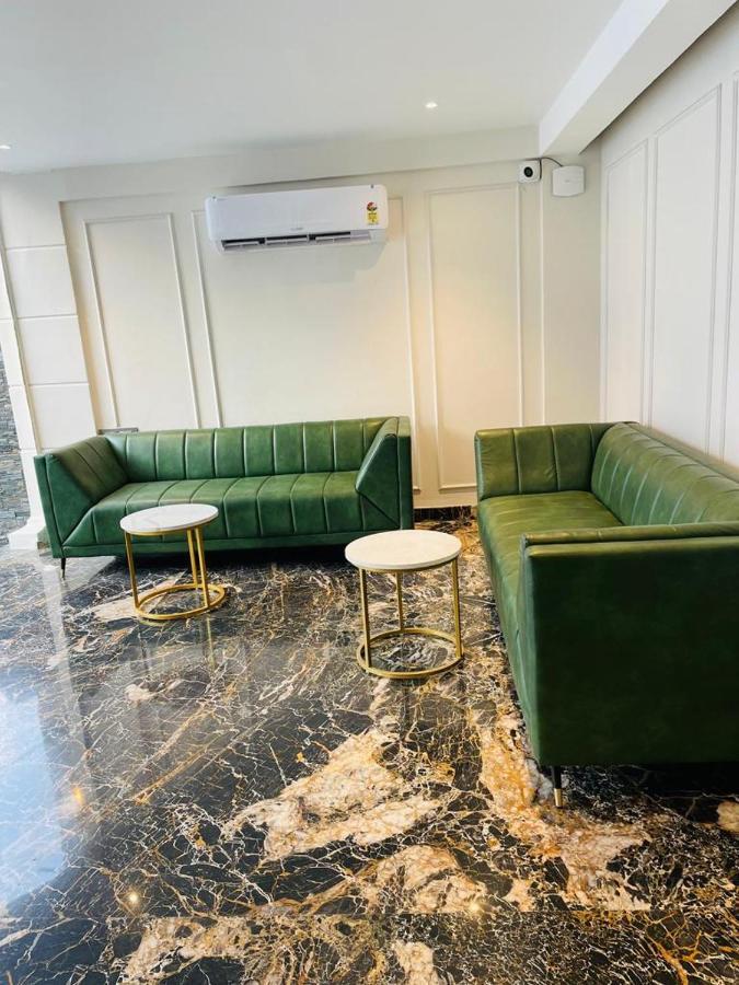 Hotel Emora Tree Мисор Екстериор снимка